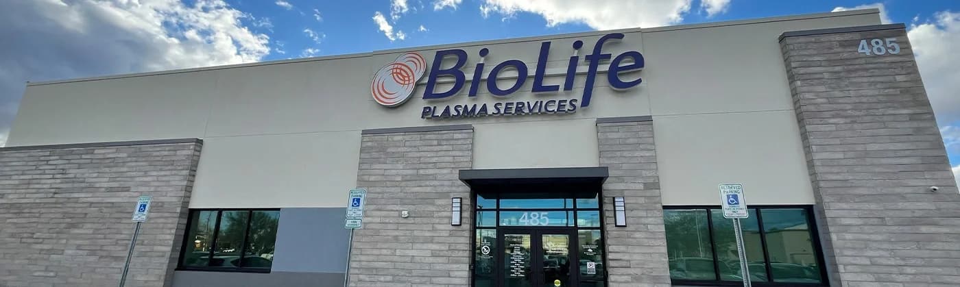 Edificio del Centro de Plasma de BioLife en Tucson - Auto, Arizona
